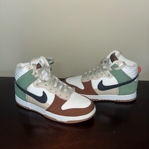 Wmns Dunk High LX Next Nature 'Toasty' – Size us 5.5 women US 5.5 W